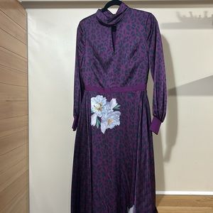 Like new TED BAKER London midi dress.